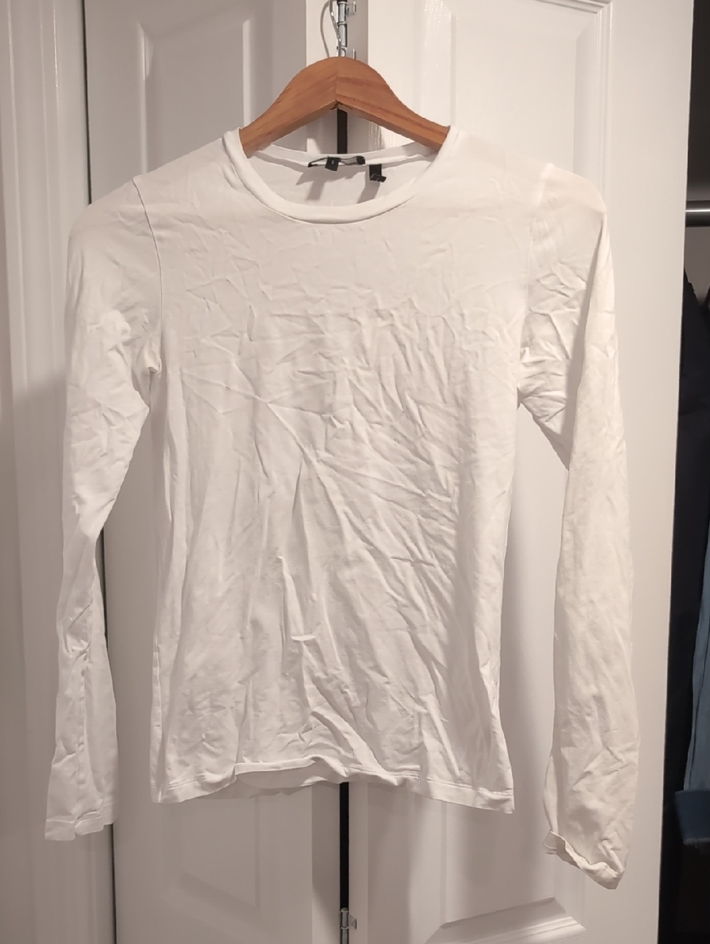 Theory White Short Sleeve Crewneck Tee